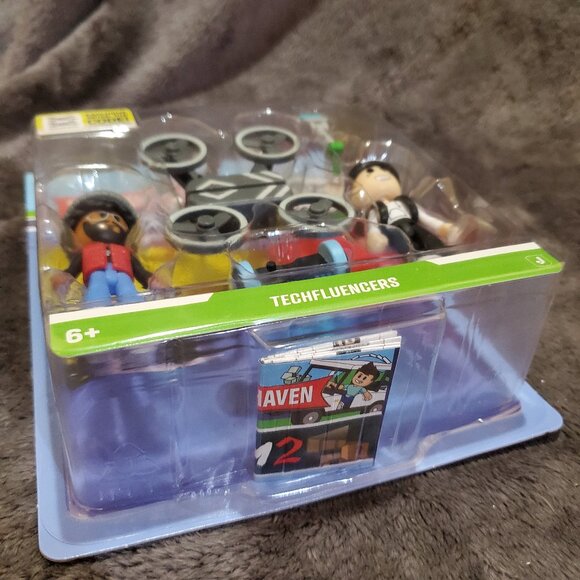 DEVSeries - Brookhaven: Techfluencers Ages 6+ - Picture 7 of 7